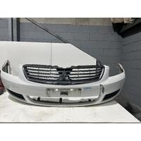 Mitsubishi 380 Front Bumper with Grille DB 09/2005-03/2008