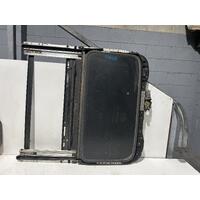 Toyota RAV4 Sunroof Assembly ACA21 07/2000-10/2005