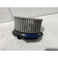 Toyota Hiace Heater Fan Motor RZH113 09/1998-12/2004