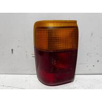 Toyota 4 Runner Left Tail Light VZN130 10/1989-10/1991