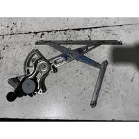 Toyota Prius Right Front Window Regulator NHW20 10/2003-05/2009