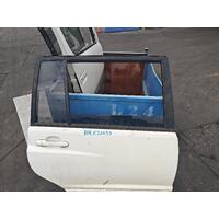 Toyota Kluger Right Rear Door Glass MCU28 01/2001-04/2007