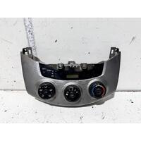 Toyota RAV4 Heater Controls ACA33 11/2005-11/2012