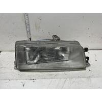 Toyota COROLLA Right Headlight AE92 Hatch 06/89-08/94