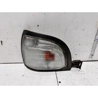 Toyota Townace Left Corner Light YR39 08/1994-12/1996