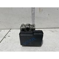 Toyota HIACE ABS Pump TRH201 LWB 03/05-04/19 