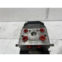 Holden COMMODORE ABS Pump VT 09/97-09/02 