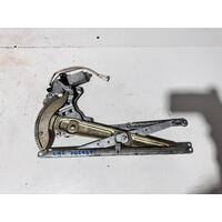 Toyota Spacia Left Front Window Regulator SR40 02/1998-12/2001