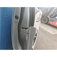 Toyota Tarago Left Front Door Lock Mechanism ACR50 03/2006-06/2020