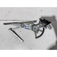 Mitsubishi Triton Right Front Window Regulator MN 07/2006-04/2015
