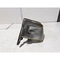 Toyota Hiace Right Corner Light 02/1983-10/1989