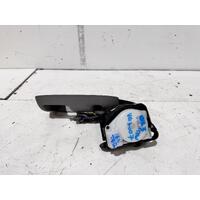 Toyota Prado Centre Rear 3rd Row Seat Belt GRJ120 02/2003-10/2009