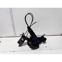 Toyota Corolla Right Front Lock Mechanism ZZE122 12/2001-06/2007