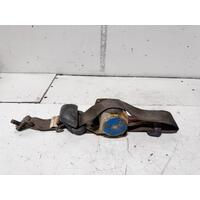 Toyota Hilux Right Front Seat Belt VZN172 11/2001-02/2005