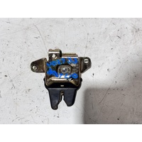 Toyota Avalon Bootlid Lock Mechanism MCX10 07/2000-09/2003