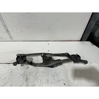 Toyota Corolla Front Wiper Assembly ZRE182 10/2012-06/2018