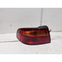 Toyota Avalon Left Tail Light MCX10 07/2000-09/2003