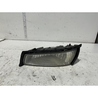 Toyota Tarago Right Bumper Foglight ACR30 06/2000-02/2006