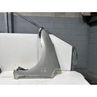 Toyota Prius Left Guard NHW20 10/2003-05/2009