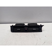 Lexus CT200H Centre Dash Vents ZWA10 03/2011-10/2022