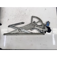 Toyota Corolla Right Front Window Regulator ZZE122 12/2001-06/2007