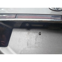 Toyota Estima Reverse Camera ACR30 2000-2006