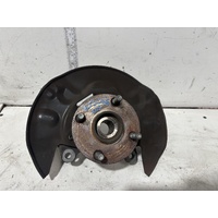 Toyota Corolla Left Front Hub Assembly ZZE122 12/2001-06/2007