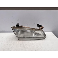 Toyota Camry Right Head Light MCV20 08/1997-09/2000