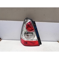 Subaru Forester Left Tail Light 06/2005-02/2008