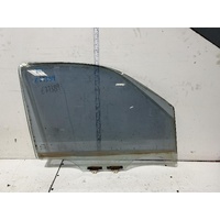 Nissan Navara Right Front Door Glass D40 09/2005-08/2015