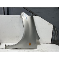 Toyota Avensis Left Guard ACM20 12/2001-12/2010