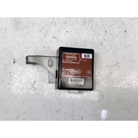 Toyota Hilux Door Control Receiver Module KUN26 02/2005-08/2015