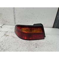Toyota Avalon Left Tail Light MCX10 07/2000-09/2003