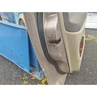 Toyota Landcruser Left Front Door Lock Mechanism UZJ100 01/1998-10/2007