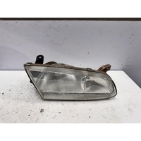 Toyota Camry Right Head Light SXV20 08/1997-09/2000