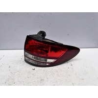 Toyota Estima Right Tail Light ACR30 2003-2006