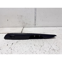 Toyota Hiace Left Front Power Window Switch TRH201 01/2005-04/2019