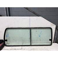 Toyota Hiace Right Rear Sliding Glass RZH125 11/1998-12/2004