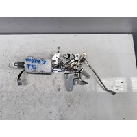 Toyota Hiace Tailgate Actuator TRH201 01/2005-04/2019