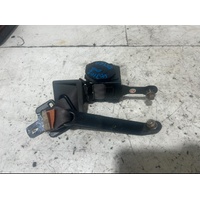 Toyota Hilux Right Rear Seatbelt RN90 10/1988-09/1997