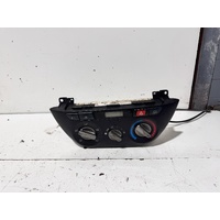 Toyota RAV4 Heater Controls ACA21 07/2000-07/2003