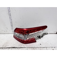 Nissan Pulsar Right Tail Light B17 12/2012-12/2017