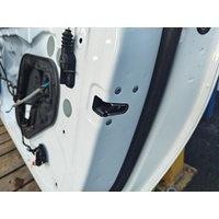 Merecedes C Class Right Front Door Lock Mechanism C205 C43 07/2016-07/2023