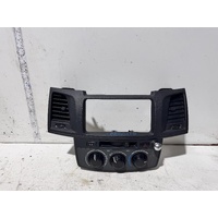 Toyota Hilux Heater Controls TGN16 07/2011-08/2015