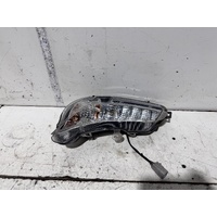 Toyota Camry Left Bumper Flasher ASV50 04/2015-10/2017