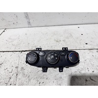 KIA Cerato Heater Controls YD 04/2013-03/2015