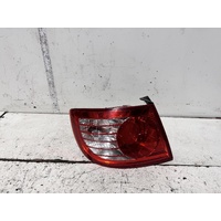 Hyundai Elantra Left Tail Light XD 10/2003-07/2006