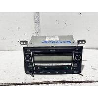 Toyota Hiace Stereo Head Unit TRH201 01/2005-04/2019