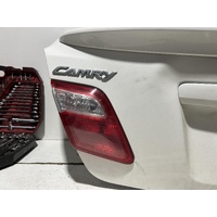 Toyota Camry Left Bootlid Light ACV40 06/2006-06/2009