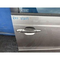 Toyota Estima Right Front Outer Door Handle MCR30 2000-2006